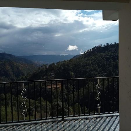 Thakur Homes- Couple And Family Friendly Homestay Shimla Zewnętrze zdjęcie