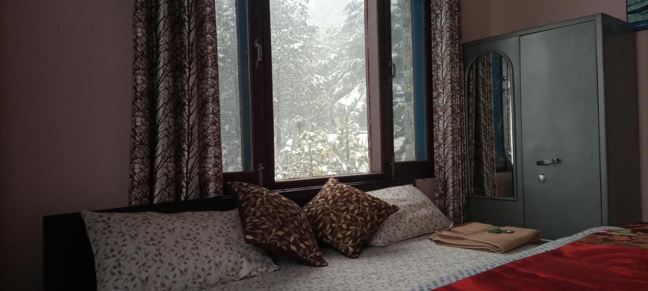 Thakur Homes- Couple And Family Friendly Homestay Shimla Zewnętrze zdjęcie