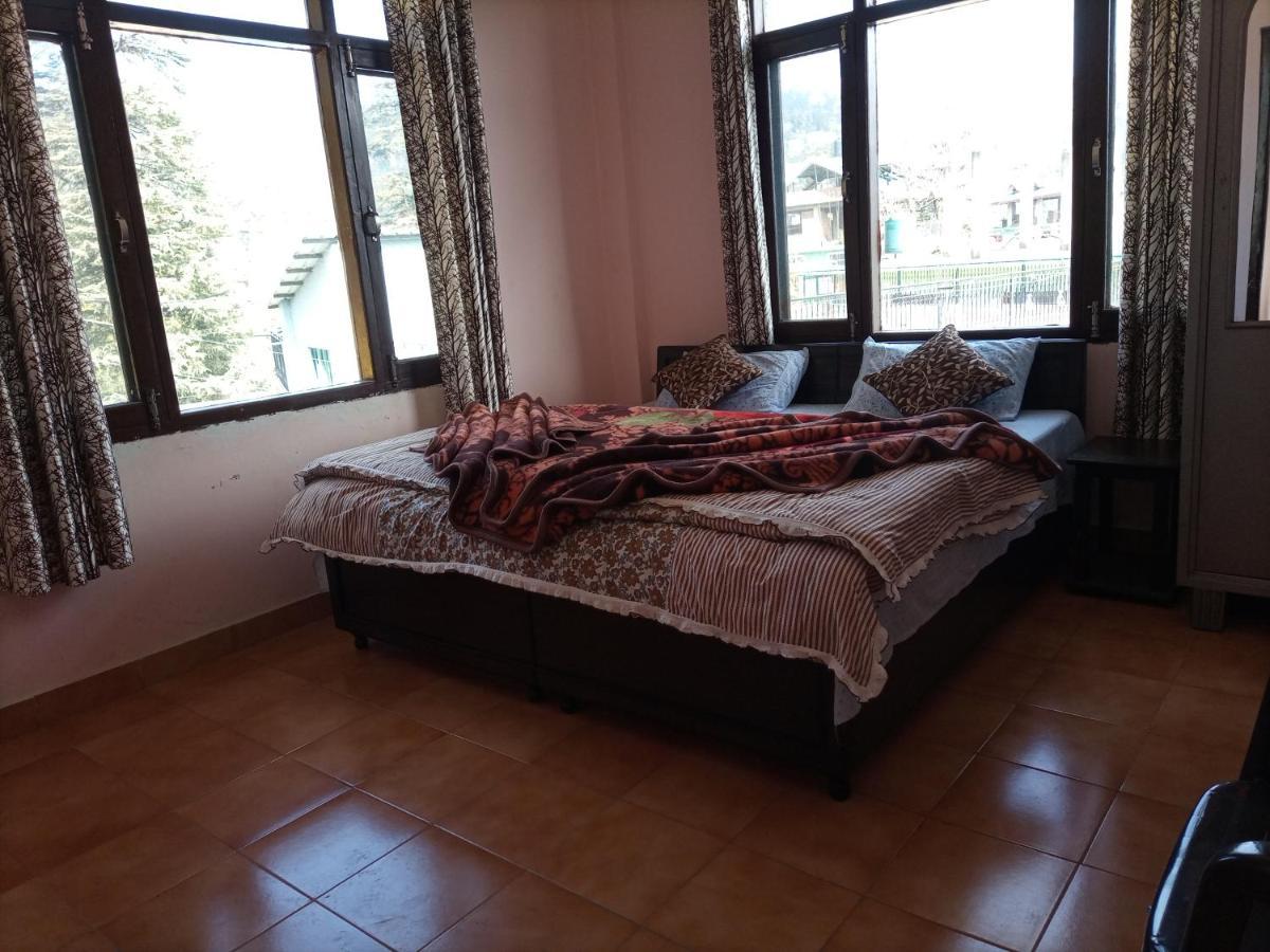 Thakur Homes- Couple And Family Friendly Homestay Shimla Zewnętrze zdjęcie