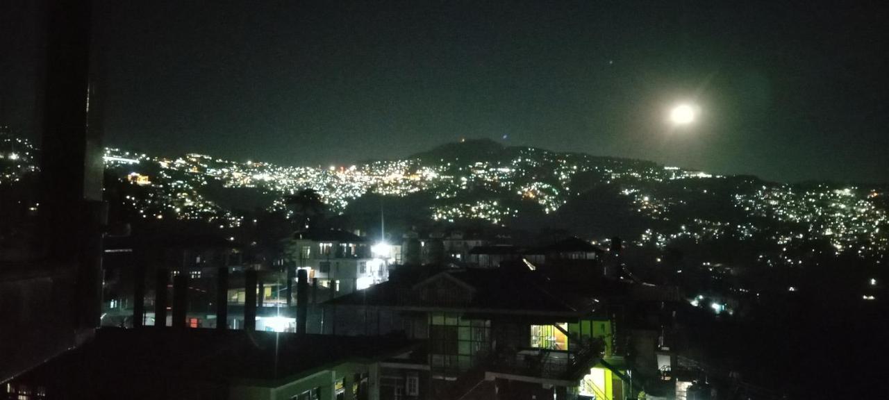 Thakur Homes- Couple And Family Friendly Homestay Shimla Zewnętrze zdjęcie