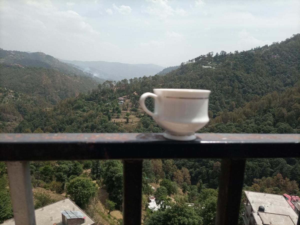 Thakur Homes- Couple And Family Friendly Homestay Shimla Zewnętrze zdjęcie
