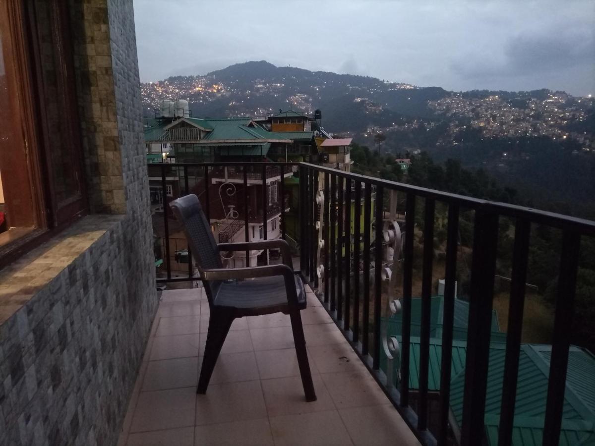 Thakur Homes- Couple And Family Friendly Homestay Shimla Zewnętrze zdjęcie