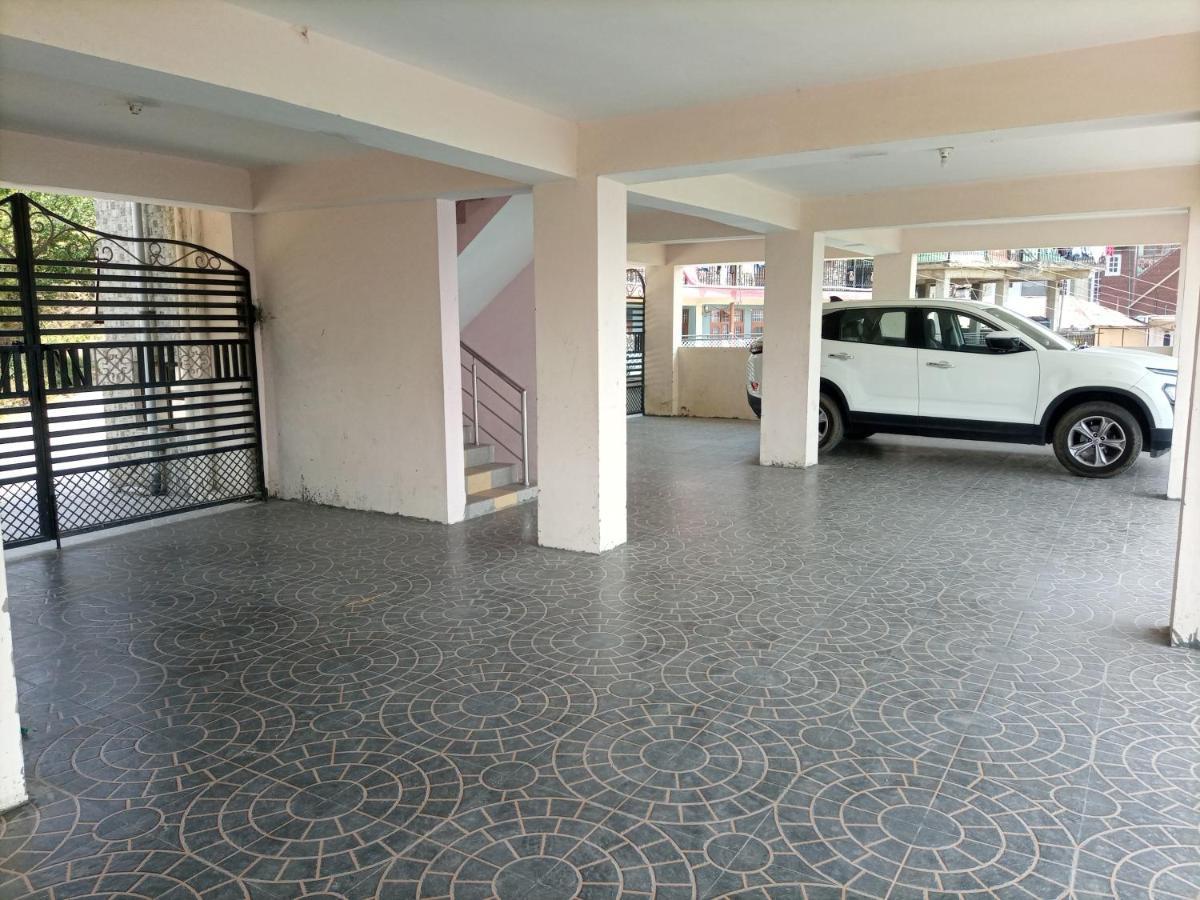 Thakur Homes- Couple And Family Friendly Homestay Shimla Zewnętrze zdjęcie