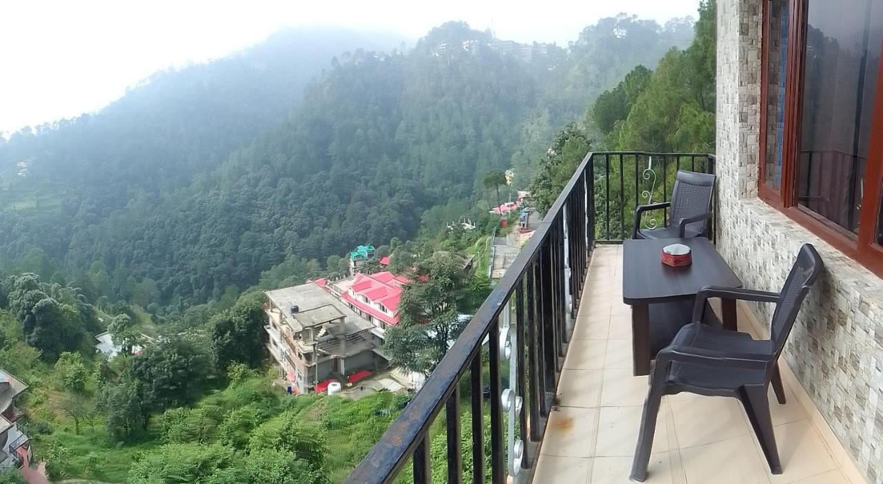Thakur Homes- Couple And Family Friendly Homestay Shimla Zewnętrze zdjęcie