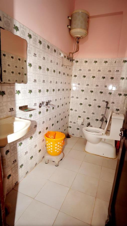 Thakur Homes- Couple And Family Friendly Homestay Shimla Zewnętrze zdjęcie