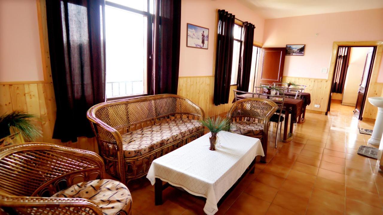 Thakur Homes- Couple And Family Friendly Homestay Shimla Zewnętrze zdjęcie