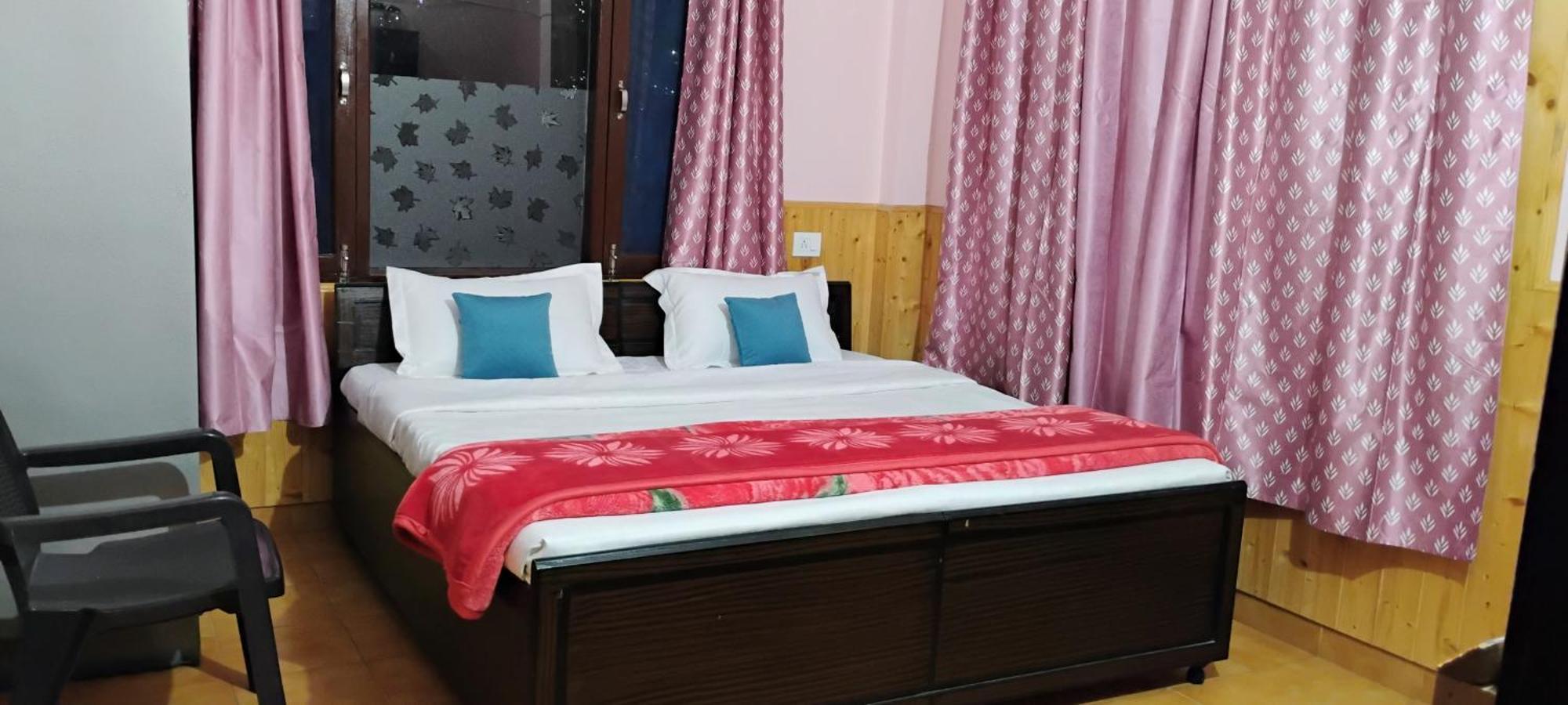 Thakur Homes- Couple And Family Friendly Homestay Shimla Zewnętrze zdjęcie