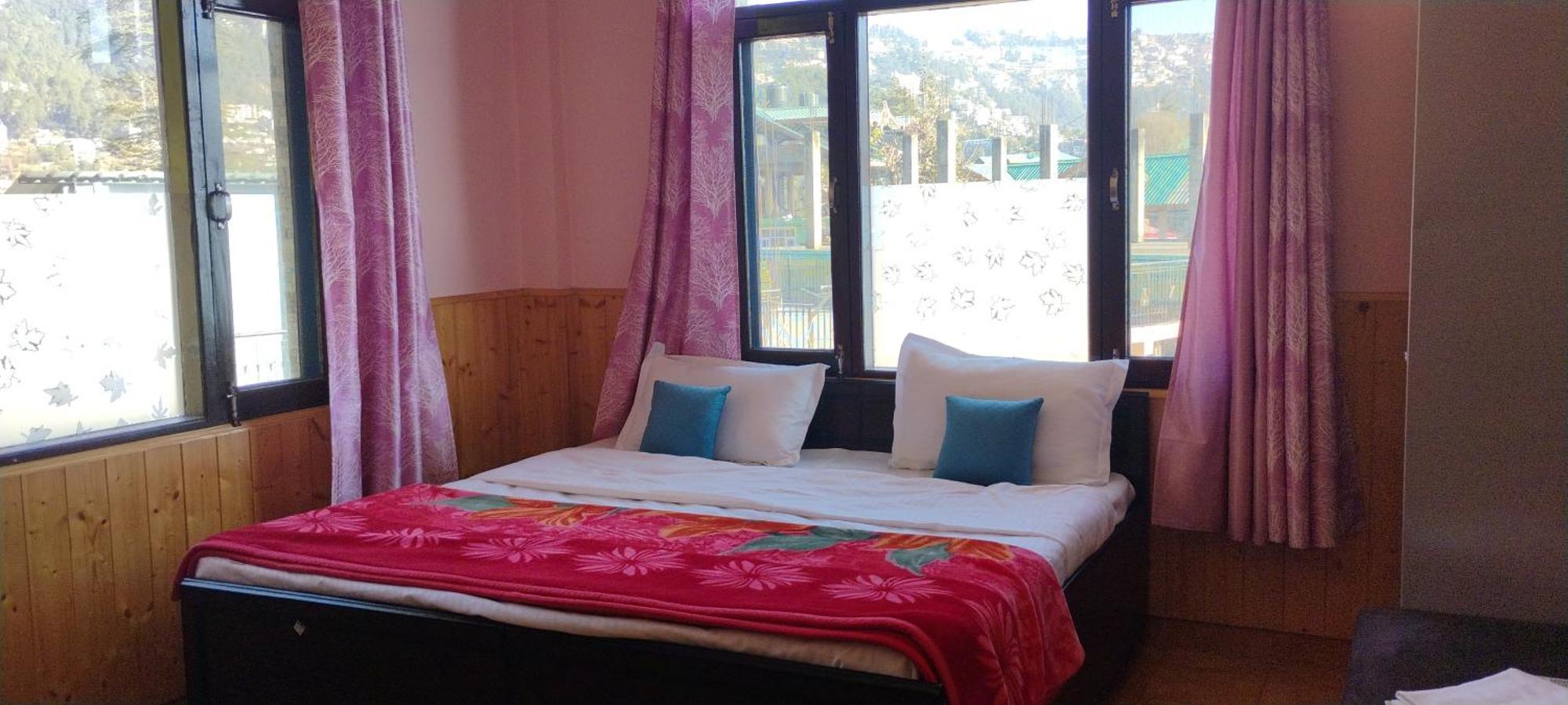 Thakur Homes- Couple And Family Friendly Homestay Shimla Zewnętrze zdjęcie