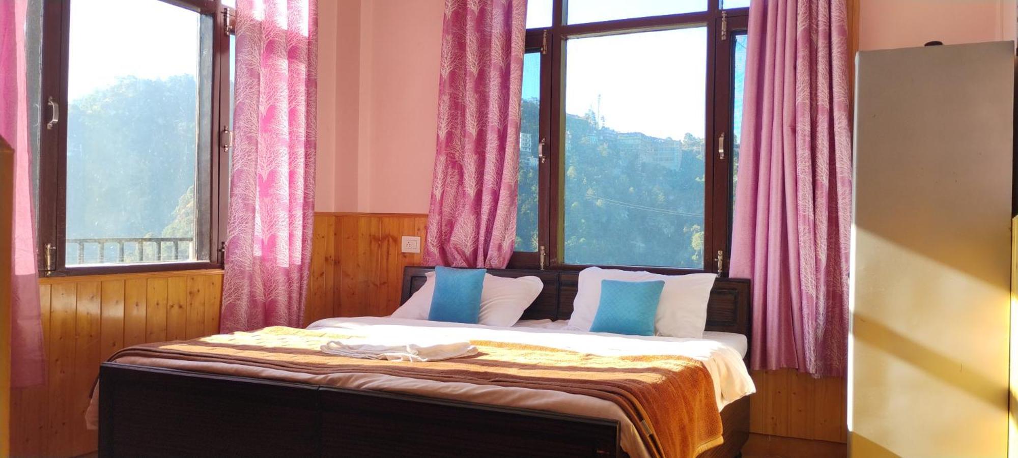 Thakur Homes- Couple And Family Friendly Homestay Shimla Zewnętrze zdjęcie