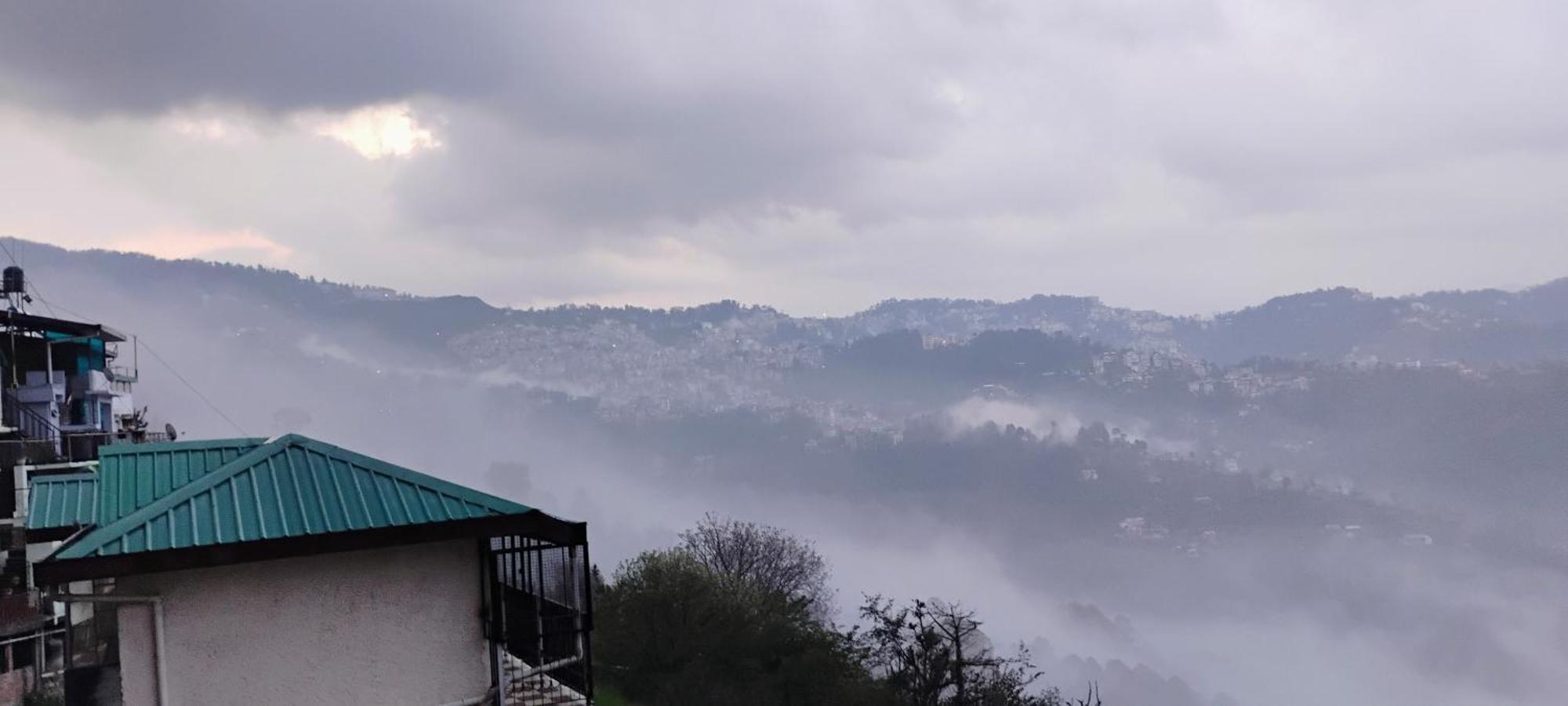 Thakur Homes- Couple And Family Friendly Homestay Shimla Zewnętrze zdjęcie